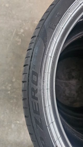 Neumáticos 275 35 22 Pirelli seminuevos (X5, X6)