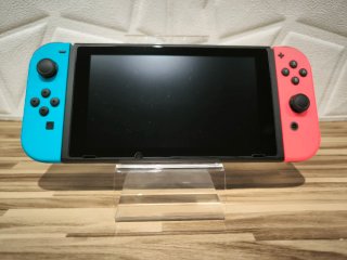 Consola Nintendo Switch Azul y Rosa