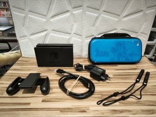 Consola Nintendo Switch Azul y Rosa