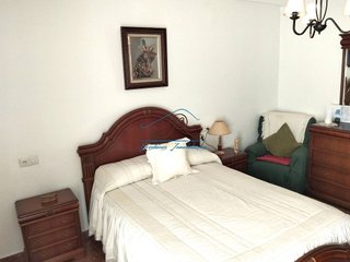 Casa adosada en alquiler en Poniente-Norte - Miralbaida - Parque Azahara en Córdoba