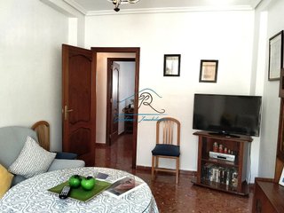 Casa adosada en alquiler en Poniente-Norte - Miralbaida - Parque Azahara en Córdoba