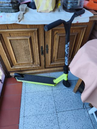 Patinete Scooter Neón oxelo