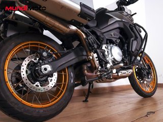 VOGE 900 DSX