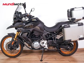 VOGE 900 DSX