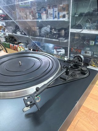 Toca discos Onkyo CP-1007A