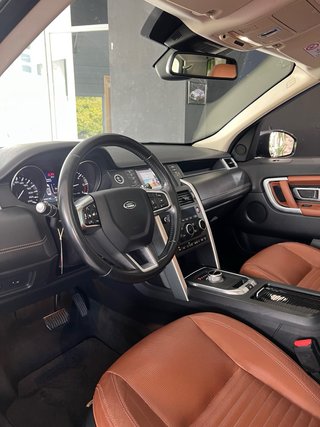 Land Rover Discovery Sport 2015