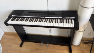 Piano Electrónico Negro