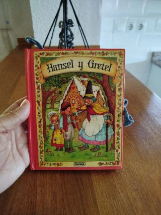 Cuento infantil antiguo 3D