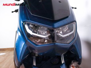 YAMAHA NMAX