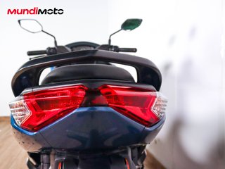 YAMAHA NMAX