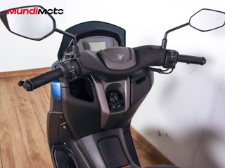 YAMAHA NMAX