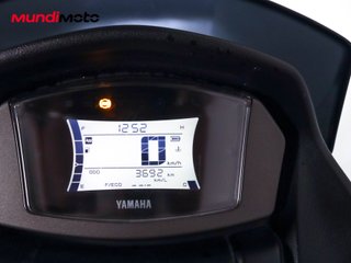 YAMAHA NMAX