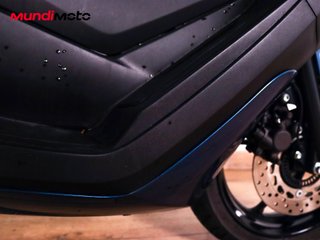 YAMAHA NMAX