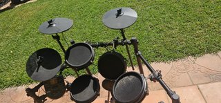 Batería Electrónica Alesis Poco Uso
