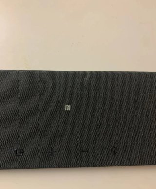 Barra de Sonido Negra