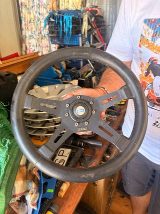 Volante Deportivo Clásico SEAT