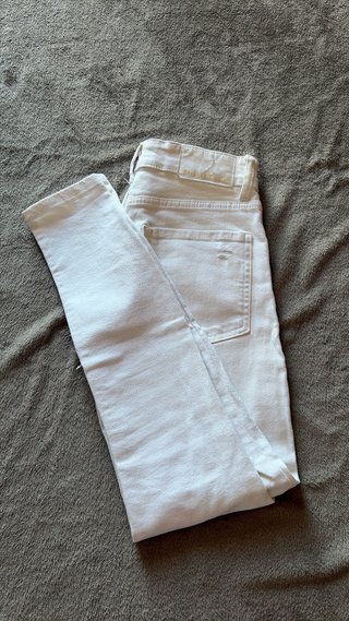 Pantalones tiro bajo bershka