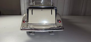 Colección coches escala 1 18 Cadillac Phaeton