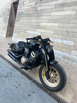 Benda Napoleon Bob 500 Negra y Dorada