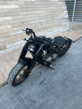 Benda Napoleon Bob 500 Negra y Dorada