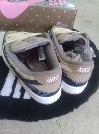 Travis Scott x Nike SB Dunk Low