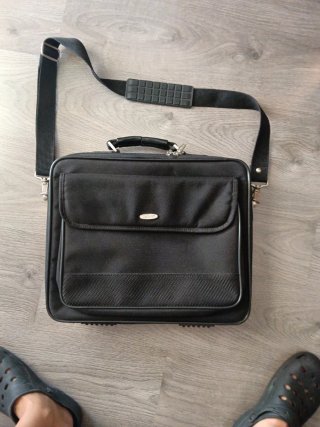 Maletín para portátil negro