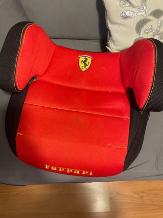 Elevador Coche Ferrari Rojo