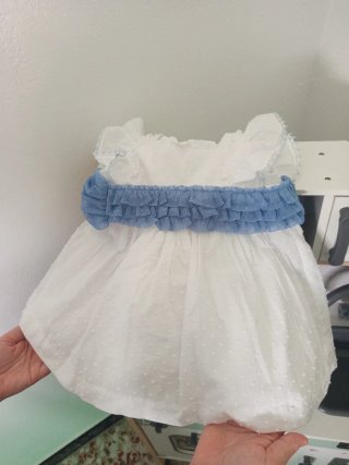 Zapatitos de niño negros y marrones