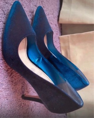 Tacchi blu in velluto