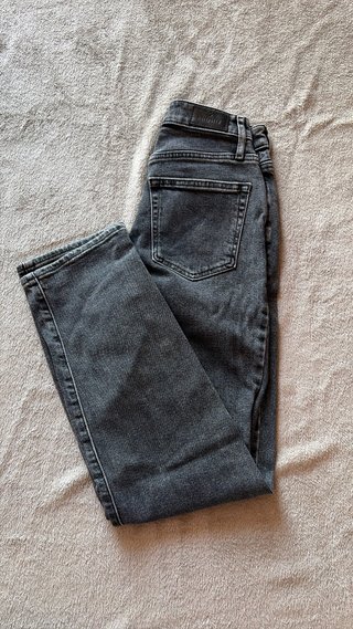 Pantalones vaqueros Hollister grises