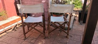 Sillas plegables de madera y tela