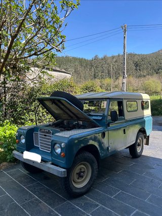 Land Rover Defender 1980