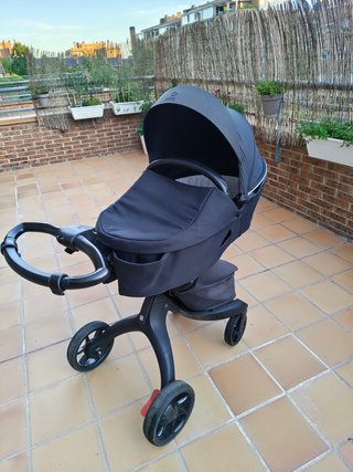Carrito Stokke Xplory Negro 2 en 1