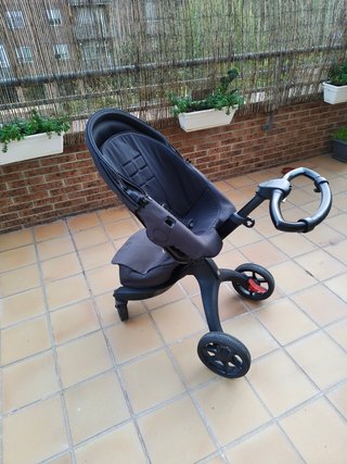 Carrito Stokke Xplory Negro 2 en 1