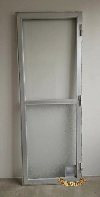 PUERTA ALUMINIO PLATA