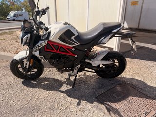 Macbor Fun 125cc Naked 12.000km