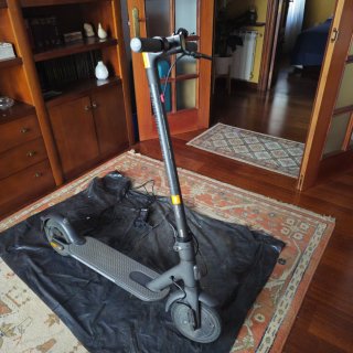 Patinete Eléctrico Negro/gris  Xiaomi essential 3