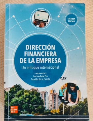 Libros ADE UNED