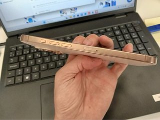 iPhone 16 Pro Max 256GB Dorado