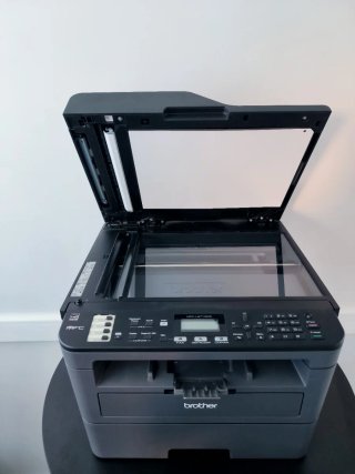 Stampante multifunzione Brother MFC-L2710DW