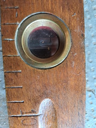 Livella a bolla vintage in legno