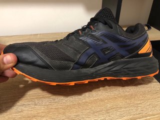 Bambas asics talla 47