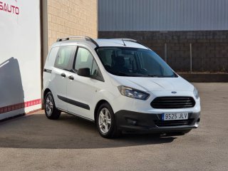 Ford Transit Courier Turismo