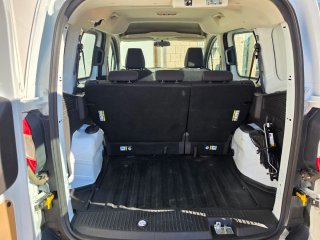 Ford Transit Courier Turismo