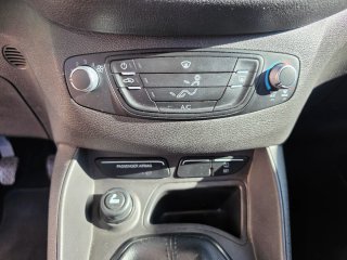 Ford Transit Courier Turismo