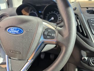 Ford Transit Courier Turismo
