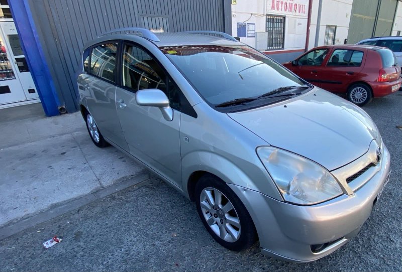 Toyota Corolla Verso 2006, foto 2