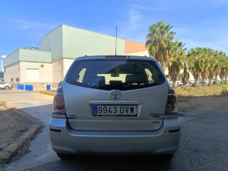 Toyota Verso 2006