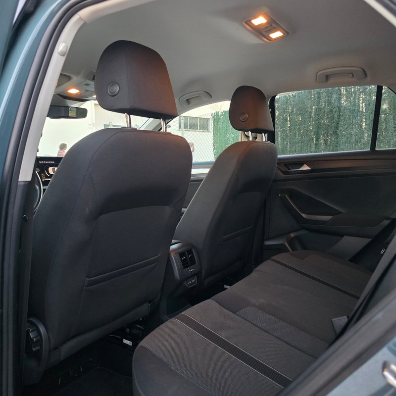 Volkswagen T-Roc 2022, foto 12