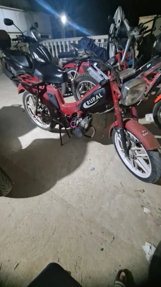 Motos Moped Off-road Rojas y Marrones